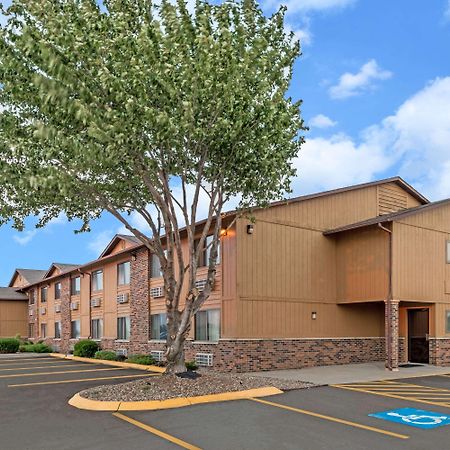 Super 8 By Wyndham Smithville Lake Zewnętrze zdjęcie